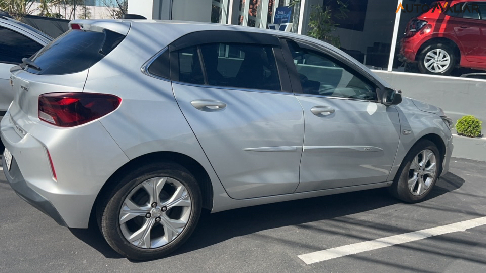 CHEVROLET ONIX 1.0 TURBO FLEX PREMIER AUTOMATICO