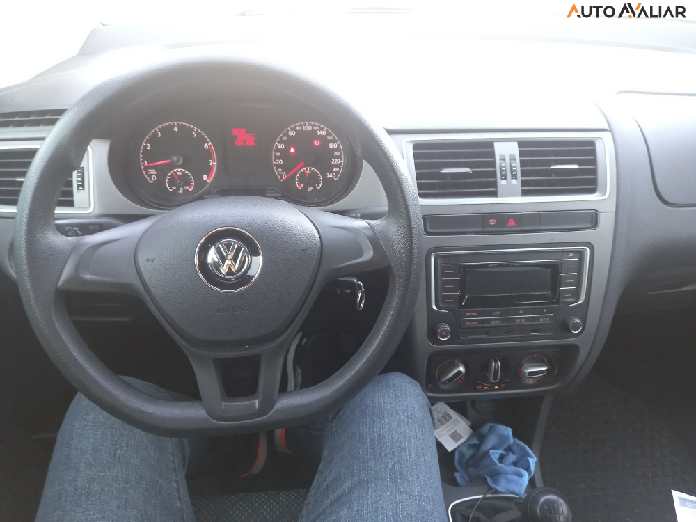 VOLKSWAGEN FOX 1.6 MSI TRENDLINE 8V FLEX 4P MANUAL
