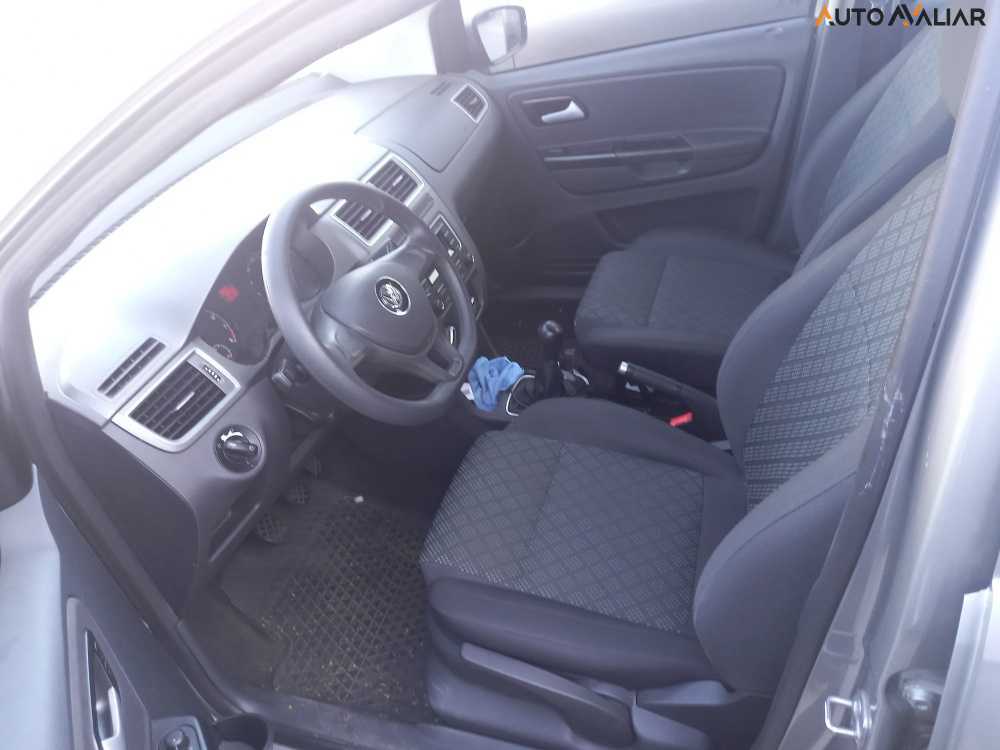 VOLKSWAGEN FOX 1.6 MSI TRENDLINE 8V FLEX 4P MANUAL