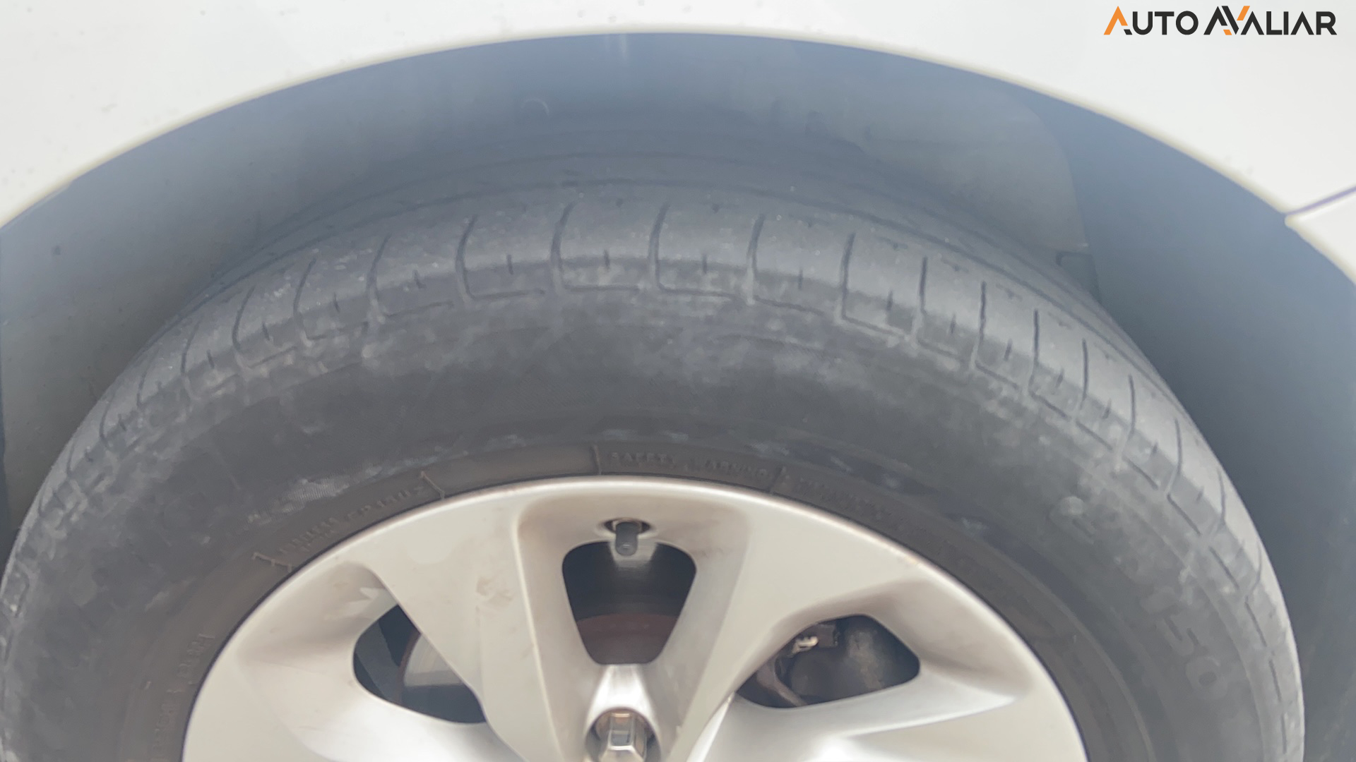 CHEVROLET ONIX 1.0 TURBO FLEX LT MANUAL