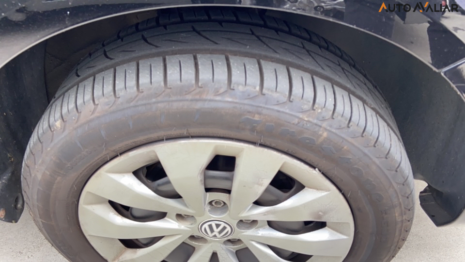 VOLKSWAGEN FOX 1.6 MSI COMFORTLINE 8V FLEX 4P MANUAL