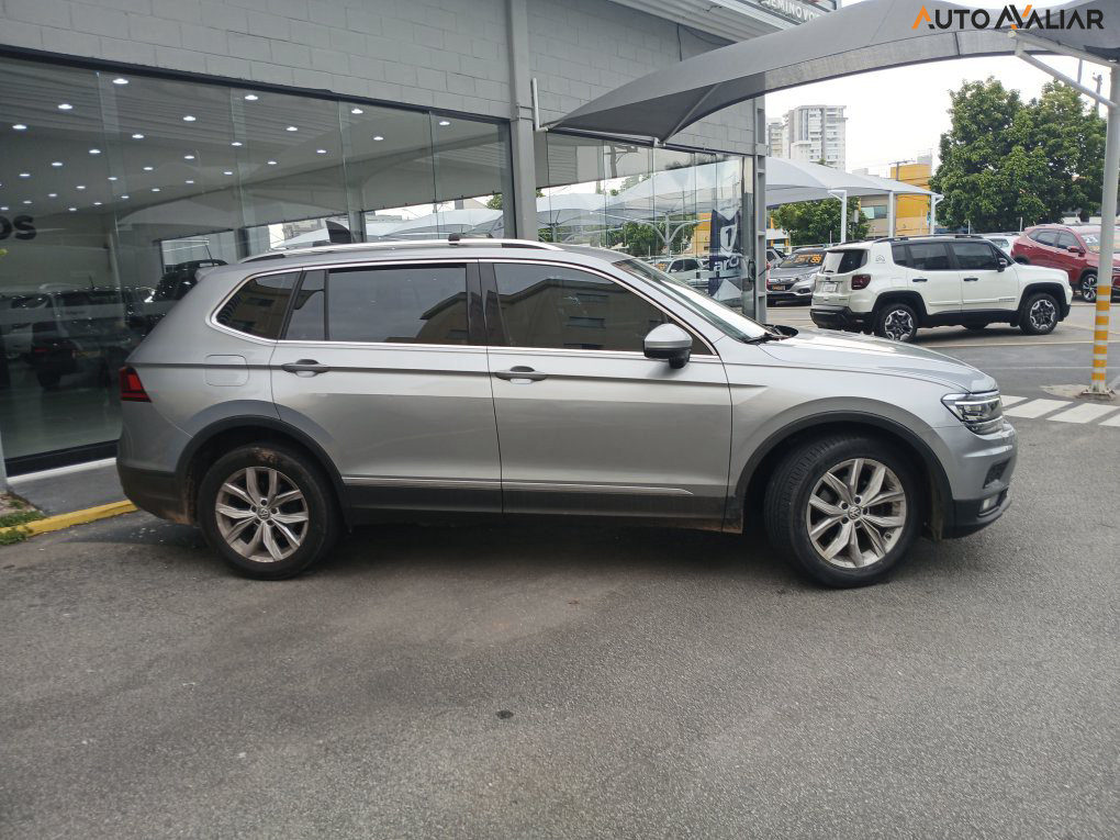 VOLKSWAGEN TIGUAN 1.4 250 TSI TOTAL FLEX ALLSPACE COMFORTLINE TIPTRONIC