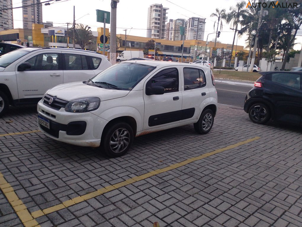 FIAT UNO 1.0 FIRE FLEX ATTRACTIVE MANUAL