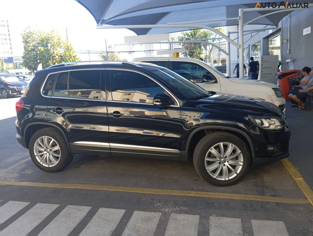 VOLKSWAGEN TIGUAN 2.0 TSI 16V TURBO GASOLINA 4P TIPTRONIC