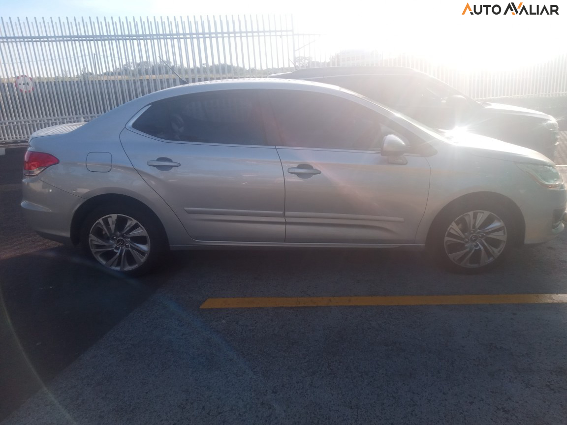CITROEN C4 LOUNGE 2.0 MPFI TENDANCE 16V FLEX 4P AUTOMATICO