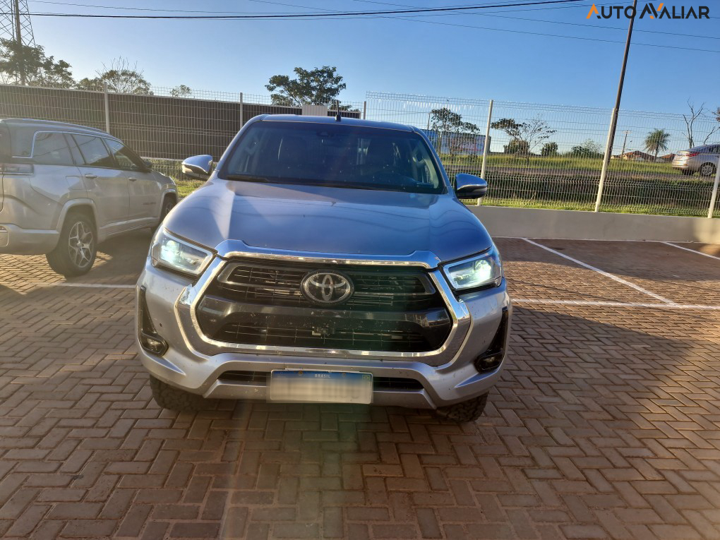 TOYOTA HILUX 2.8 SRX 4X4 CD 16V DIESEL 4P AUTOMATICO