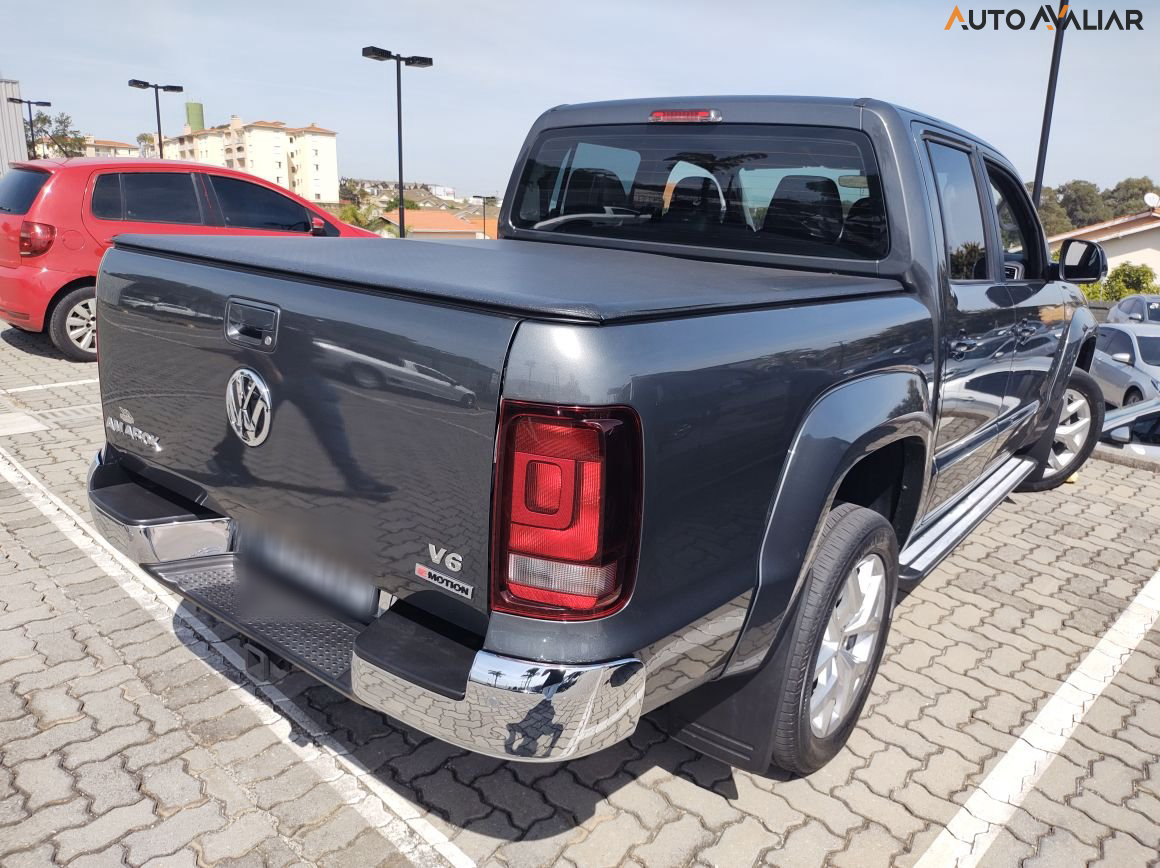 VOLKSWAGEN AMAROK 3.0 V6 TDI HIGHLINE CD DIESEL 4MOTION AUTOMATICO