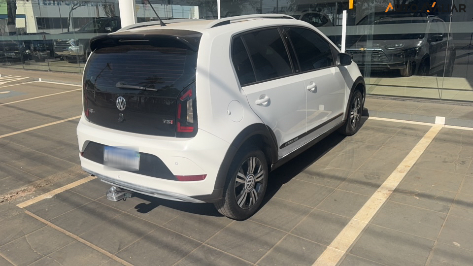 VOLKSWAGEN UP 1.0 CROSS TSI TOTAL 12V 5P FLEX