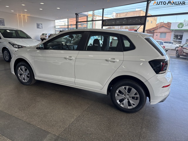 VOLKSWAGEN POLO 1.0 MPI MANUAL