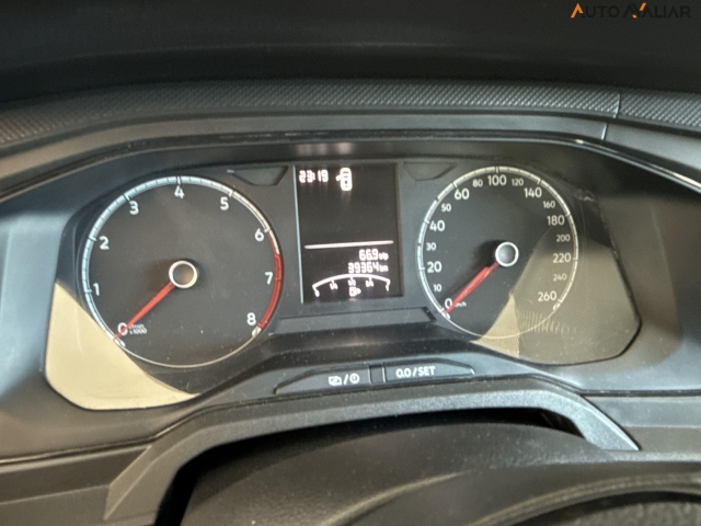 VOLKSWAGEN POLO 1.0 MPI MANUAL