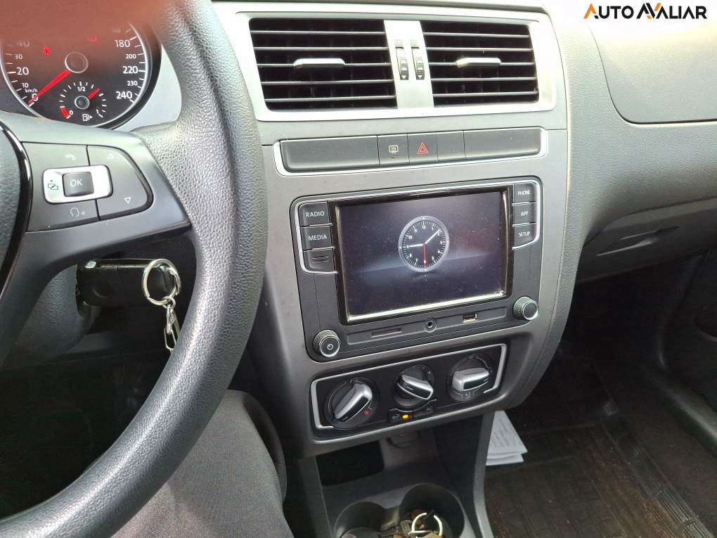 VOLKSWAGEN FOX 1.6 MSI TOTAL FLEX CONNECT 4P MANUAL