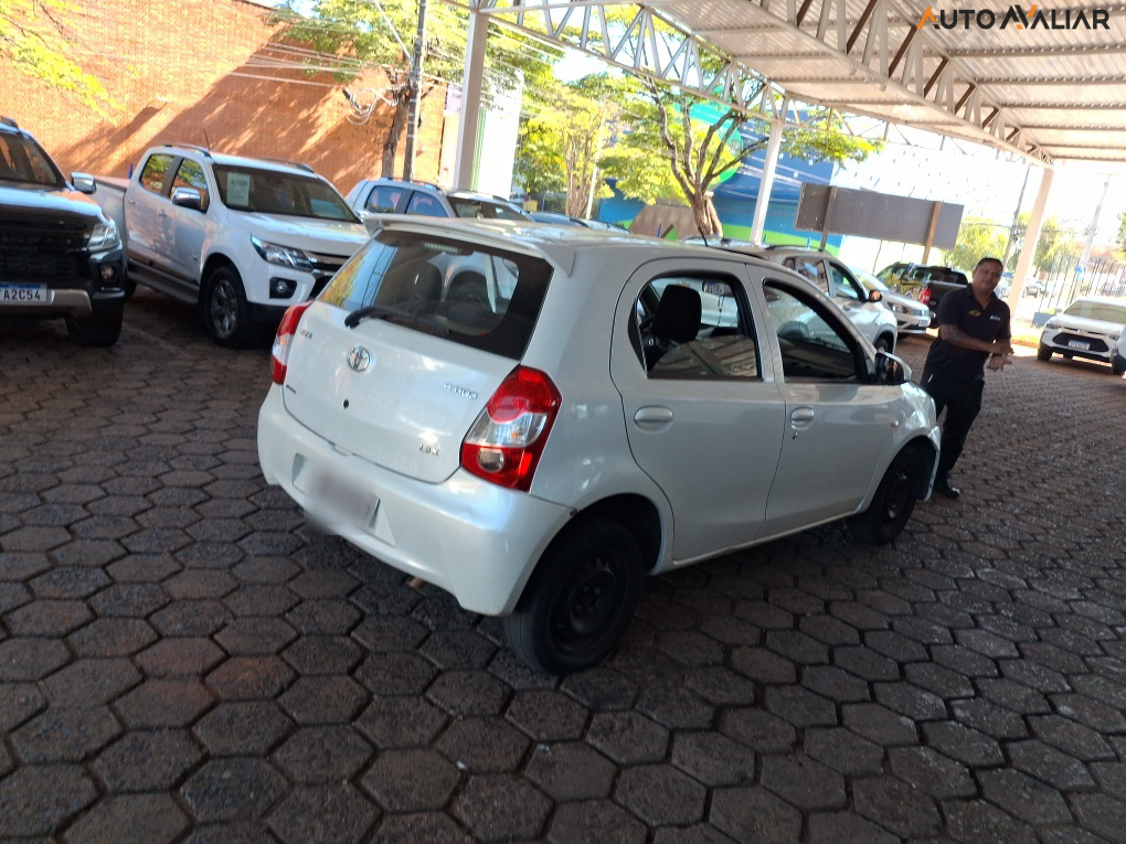 TOYOTA ETIOS 1.3 X 16V FLEX 4P MANUAL