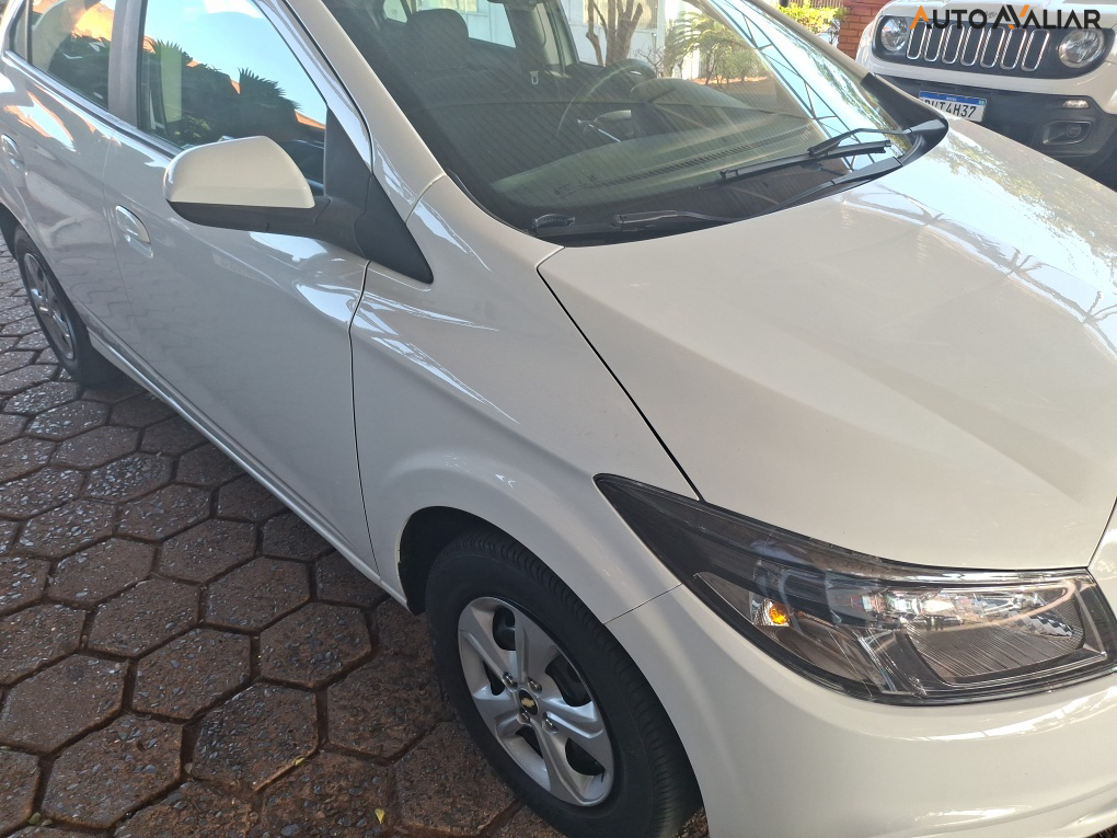 CHEVROLET ONIX 1.0 MPFI JOY 8V FLEX 4P MANUAL