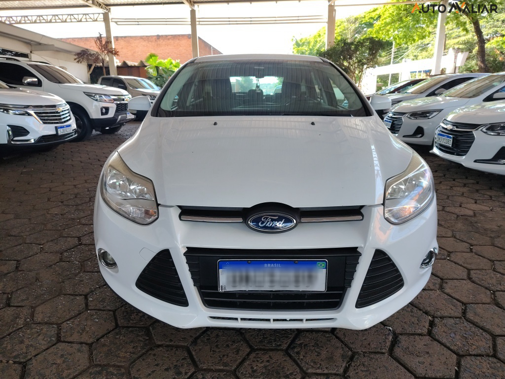 FORD FOCUS 1.6 SE HATCH 16V FLEX 4P POWERSHIFT