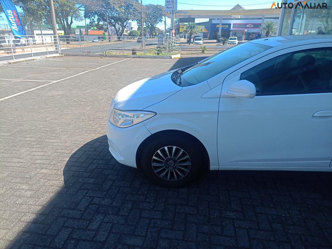 CHEVROLET ONIX 1.0 MPFI LS 8V FLEX 4P MANUAL
