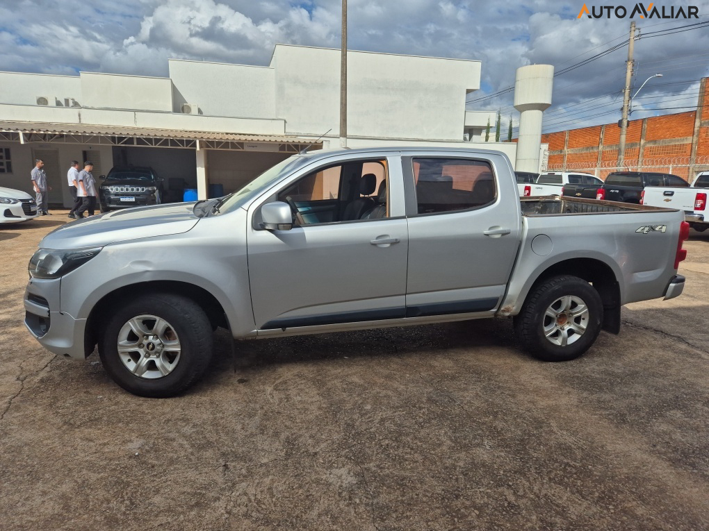 CHEVROLET S10 2.8 LT 4X4 CD 16V TURBO DIESEL 4P MANUAL