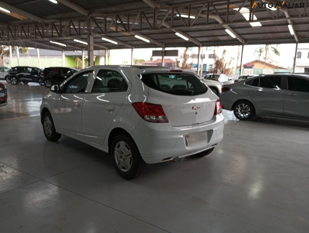CHEVROLET ONIX 1.0 MPFI LT 8V FLEX 4P MANUAL