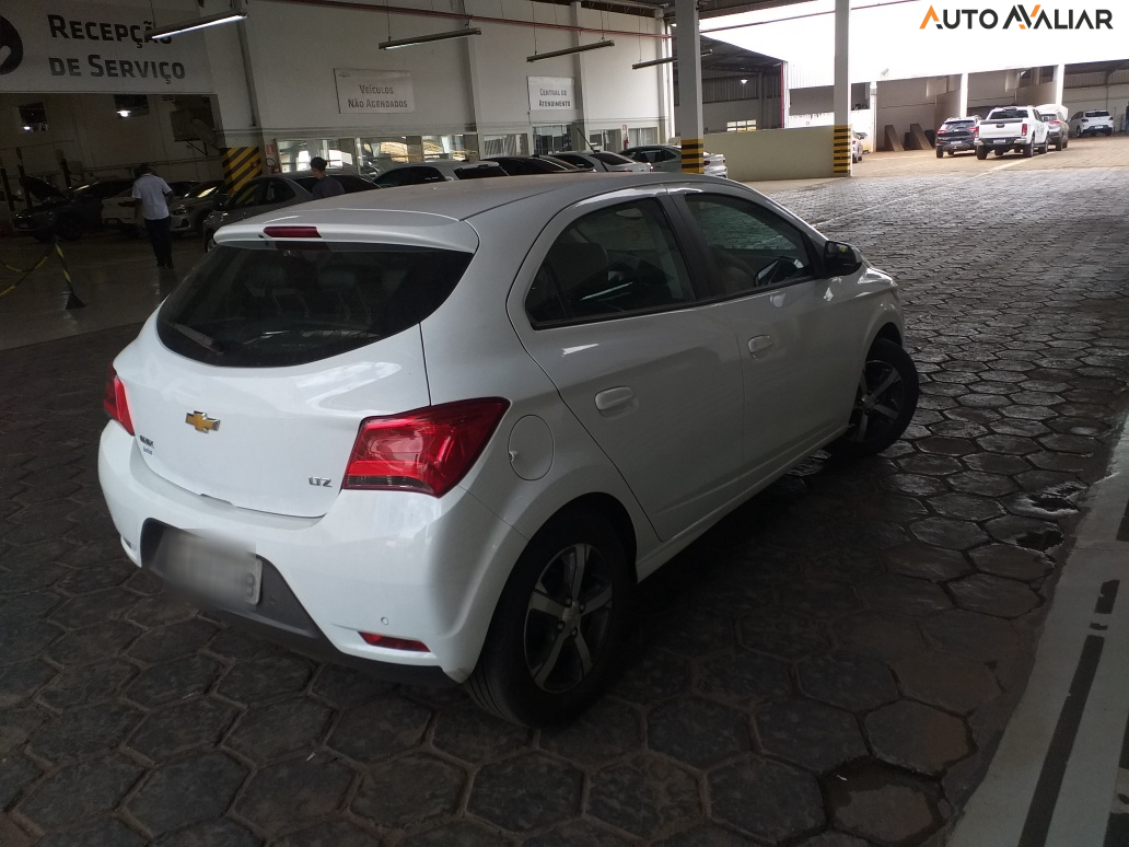 CHEVROLET ONIX 1.4 MPFI LTZ 8V FLEX 4P MANUAL