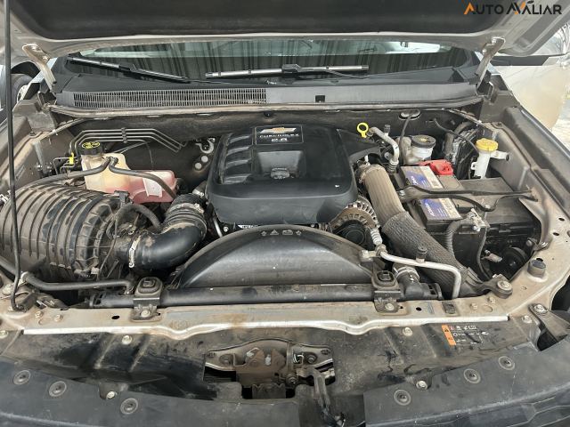 CHEVROLET S10 2.8 16V TURBO DIESEL HIGH COUNTRY CD 4X4 AUTOMÁTICO