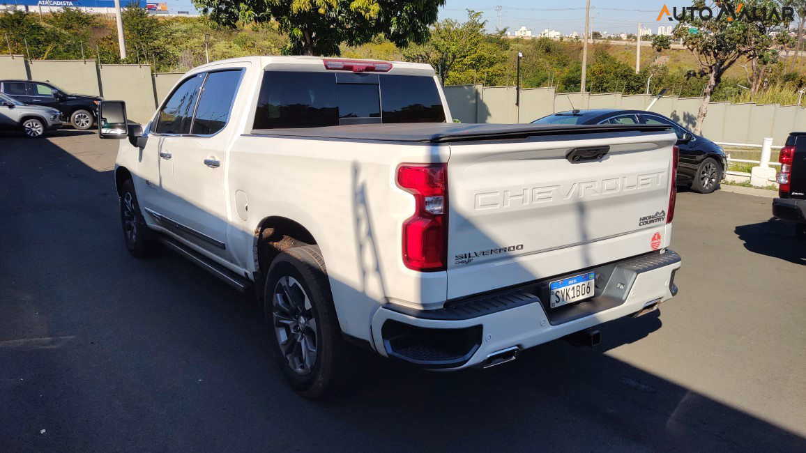 CHEVROLET SILVERADO 5.3 V8 GASOLINA 1500 HIGH COUNTRY 4X4 AUTOMÁTICO