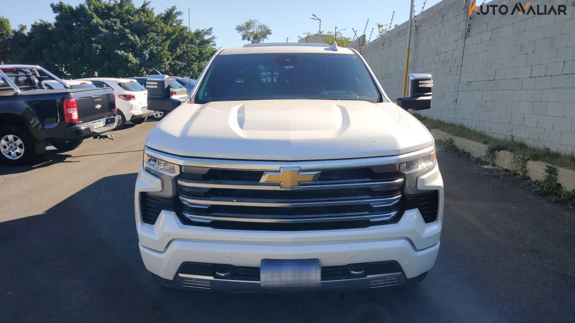 CHEVROLET SILVERADO 5.3 V8 GASOLINA 1500 HIGH COUNTRY 4X4 AUTOMÁTICO