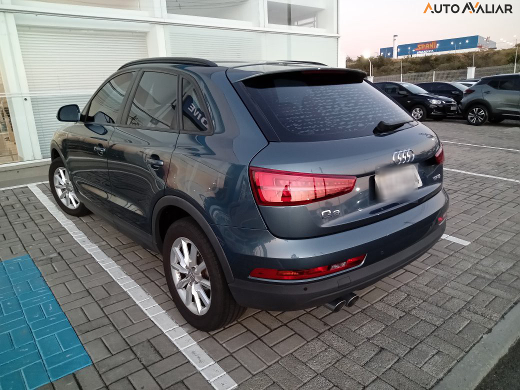 AUDI Q3 1.4 TFSI AMBIENTE PLUS FLEX 4P S TRONIC