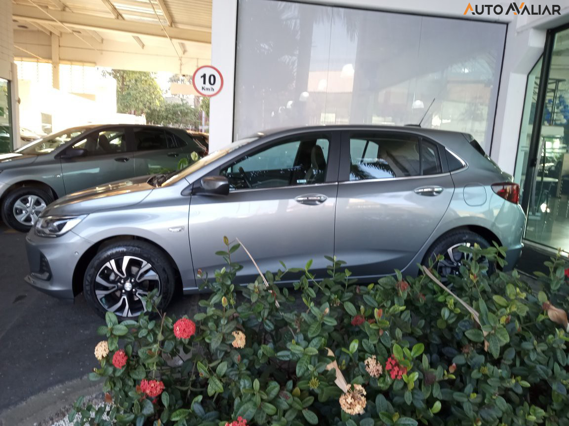CHEVROLET ONIX 1.0 TURBO FLEX PREMIER AUTOMÁTICO