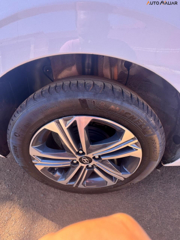 HYUNDAI HB20S 1.0 TGDI FLEX PLATINUM PLUS AUTOMÁTICO