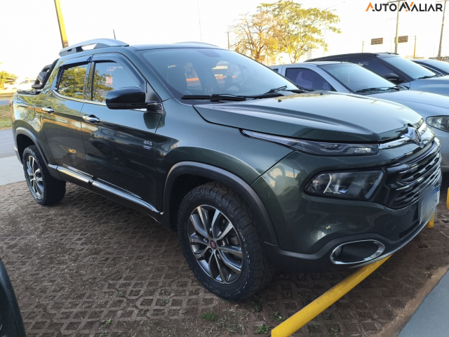 FIAT TORO 2.0 16V TURBO DIESEL VOLCANO 4WD AT9