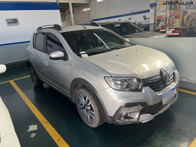 RENAULT SANDERO 1.6 16V SCE FLEX STEPWAY ICONIC X-TRONIC