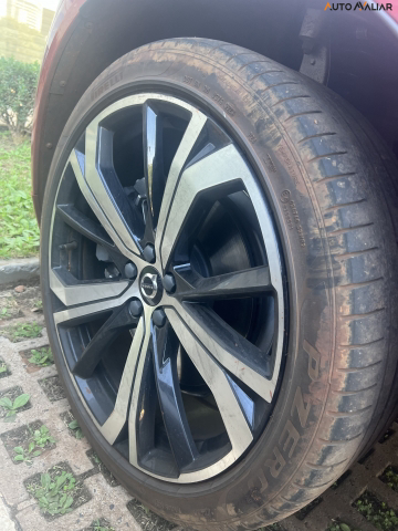 VOLVO XC60 2.0 T8 RECHARGE ULTIMATE DARK AWD GEARTRONIC