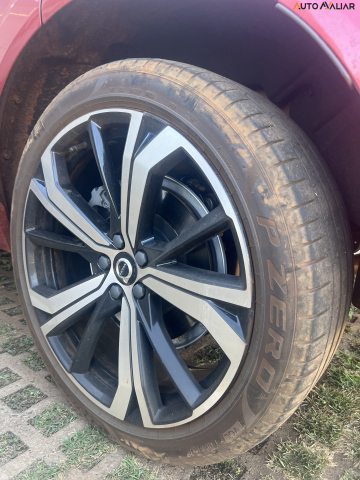 VOLVO XC60 2.0 T8 RECHARGE ULTIMATE DARK AWD GEARTRONIC