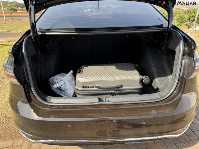 VOLKSWAGEN VIRTUS 1.0 200 TSI HIGHLINE AUTOMÁTICO