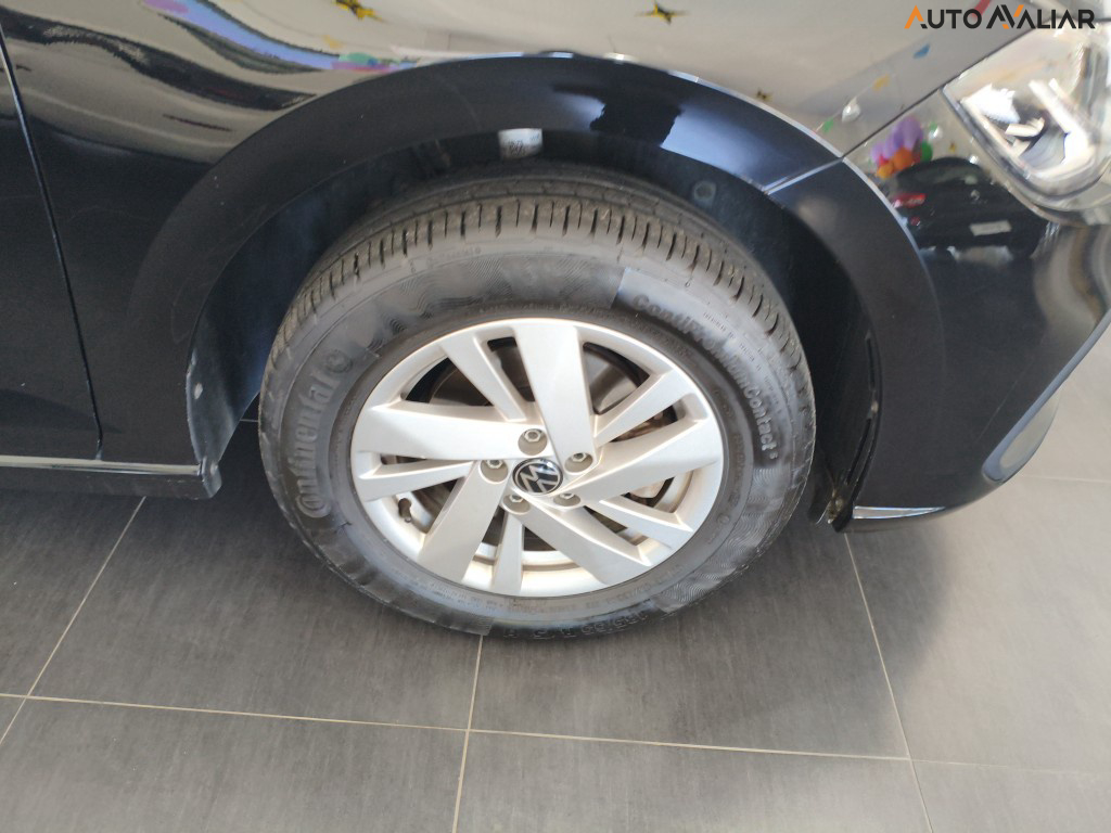 VOLKSWAGEN POLO 1.0 170 TSI COMFORTLINE AUTOMÁTICO