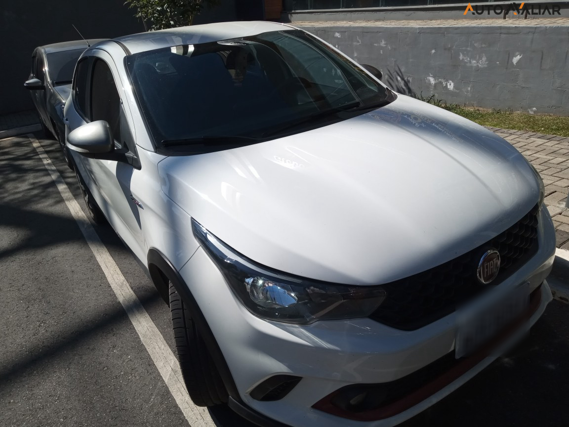 FIAT ARGO 1.8 E.TORQ FLEX HGT AT6
