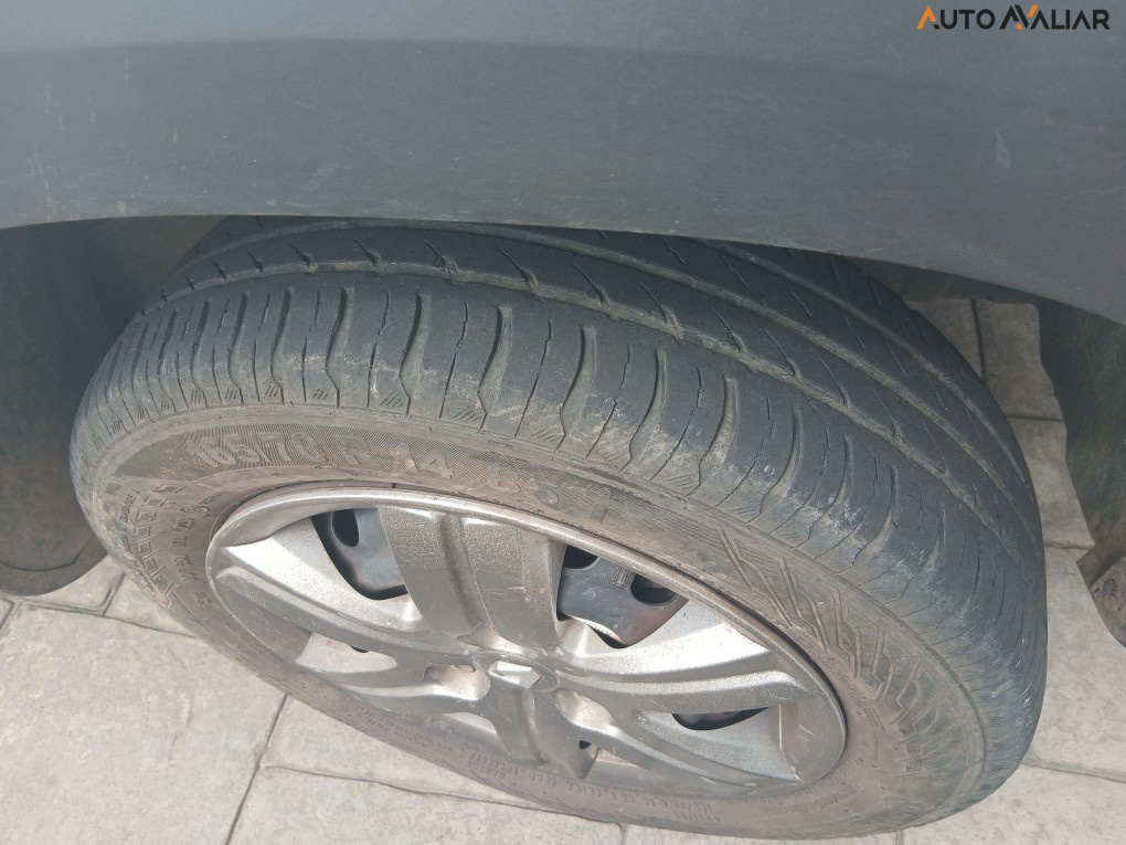 RENAULT KWID 1.0 12V SCE FLEX LIFE MANUAL
