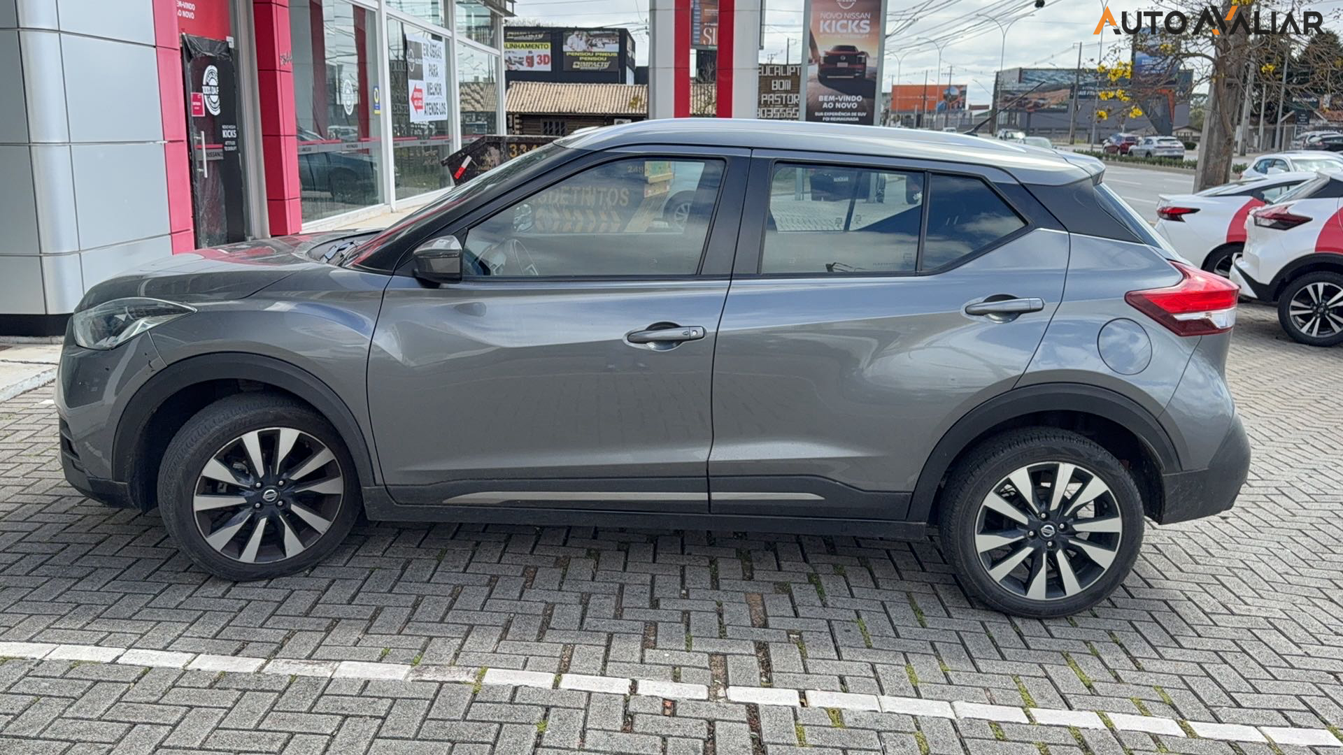 NISSAN KICKS 1.6 16V FLEXSTART SV 4P XTRONIC