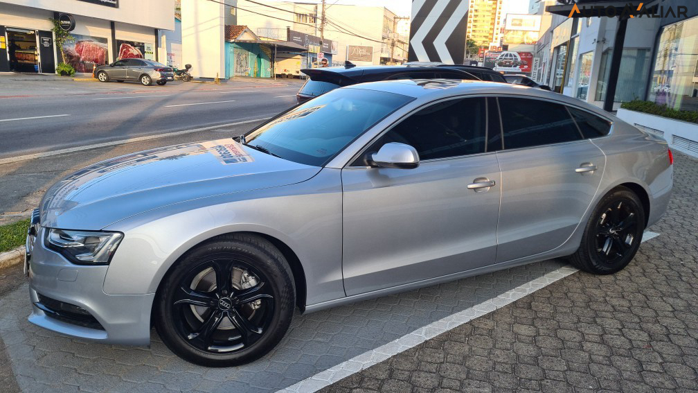 AUDI A5 1.8 TFSI SPORTBACK AMBIENTE 16V GASOLINA 4P MULTITRONIC