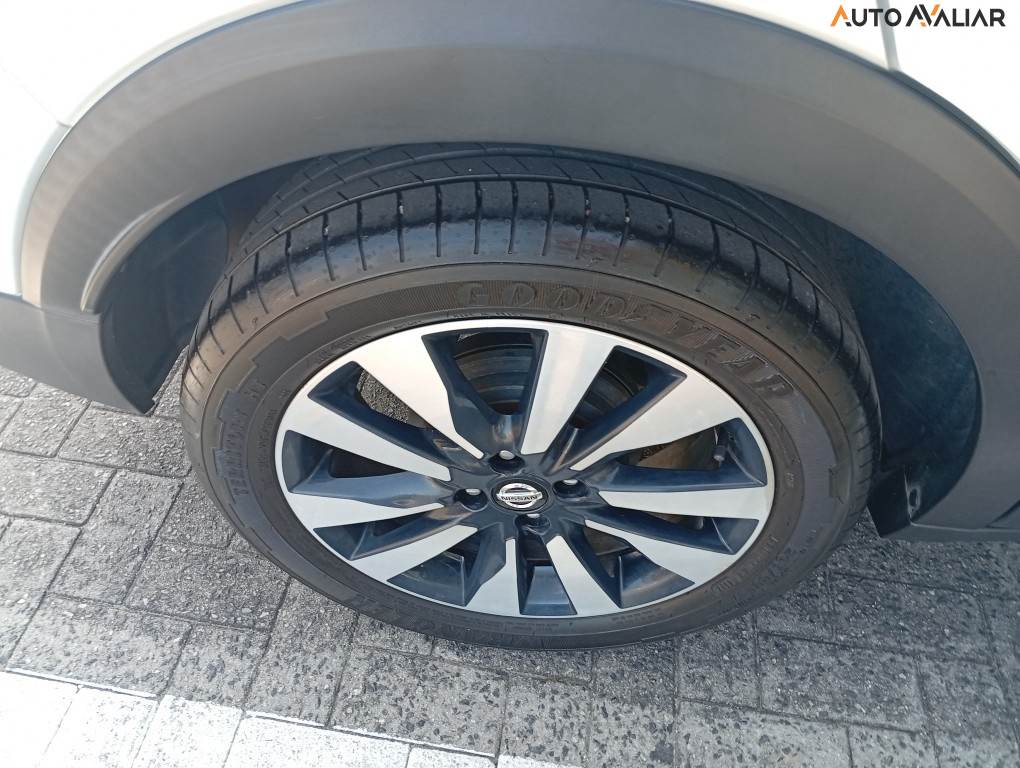 NISSAN KICKS 1.6 16V FLEXSTART SV 4P XTRONIC