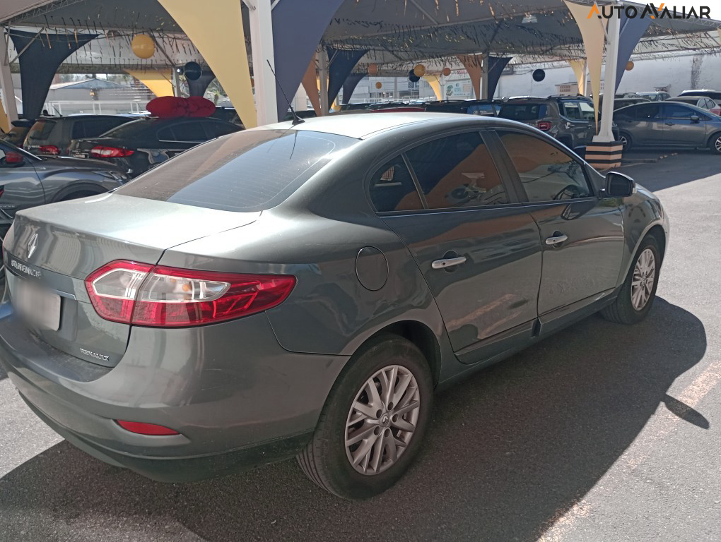 RENAULT FLUENCE 2.0 DYNAMIQUE PLUS 16V FLEX 4P AUTOMATICO