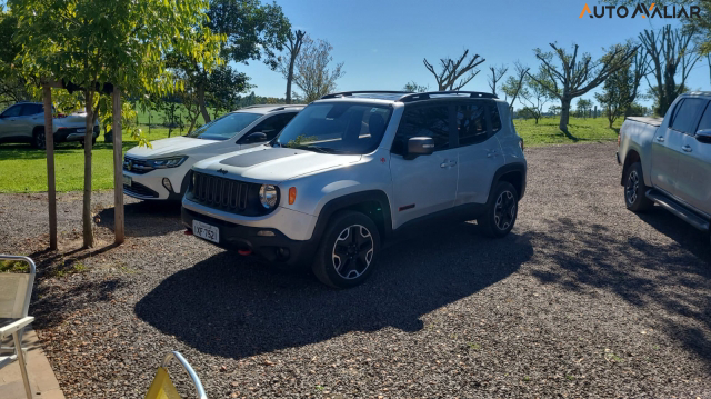JEEP RENEGADE 2.0 16V TURBO DIESEL TRAILHAWK 4P 4X4 AUTOMATICO