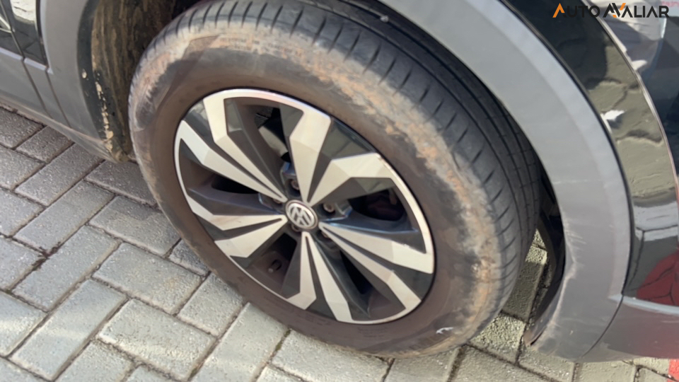 VOLKSWAGEN T-CROSS 1.0 200 TSI TOTAL FLEX SENSE AUTOMÁTICO