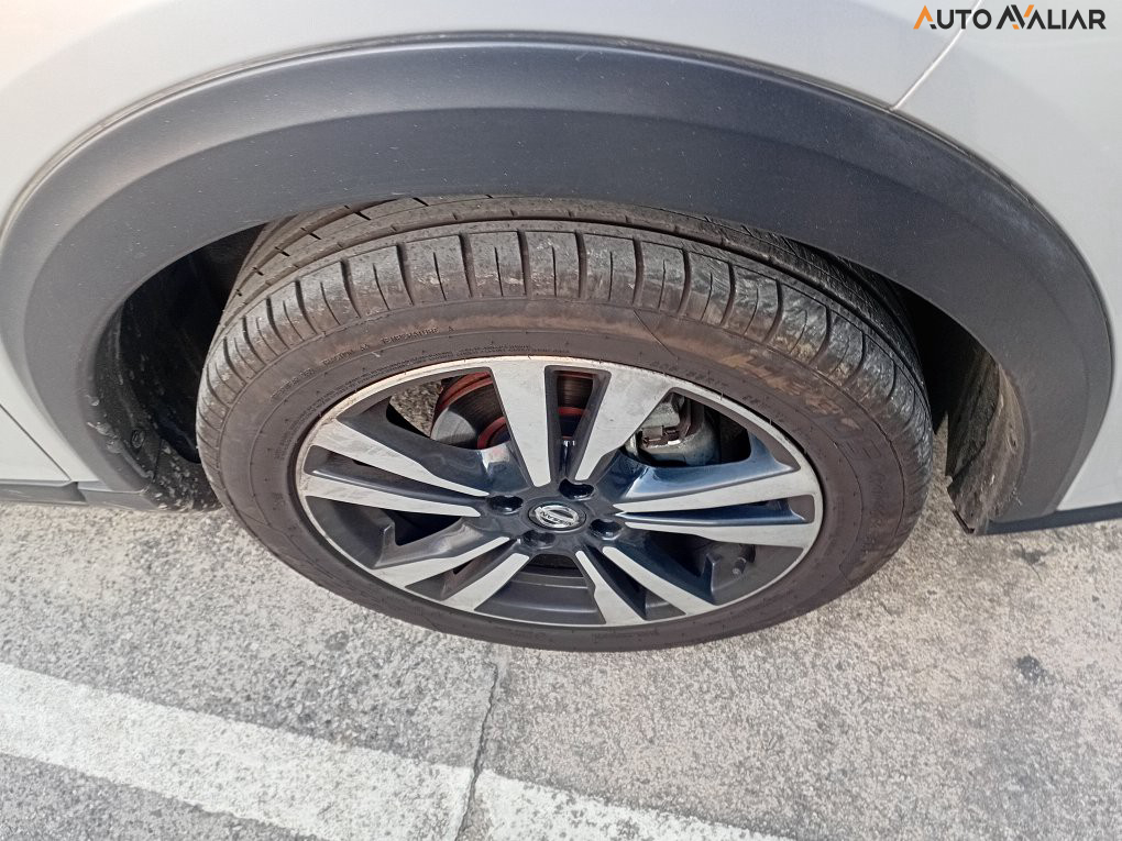NISSAN KICKS 1.6 16V FLEXSTART ADVANCE XTRONIC