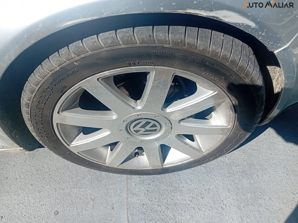 VOLKSWAGEN GOLF 1.6 MI 8V GASOLINA 4P MANUAL