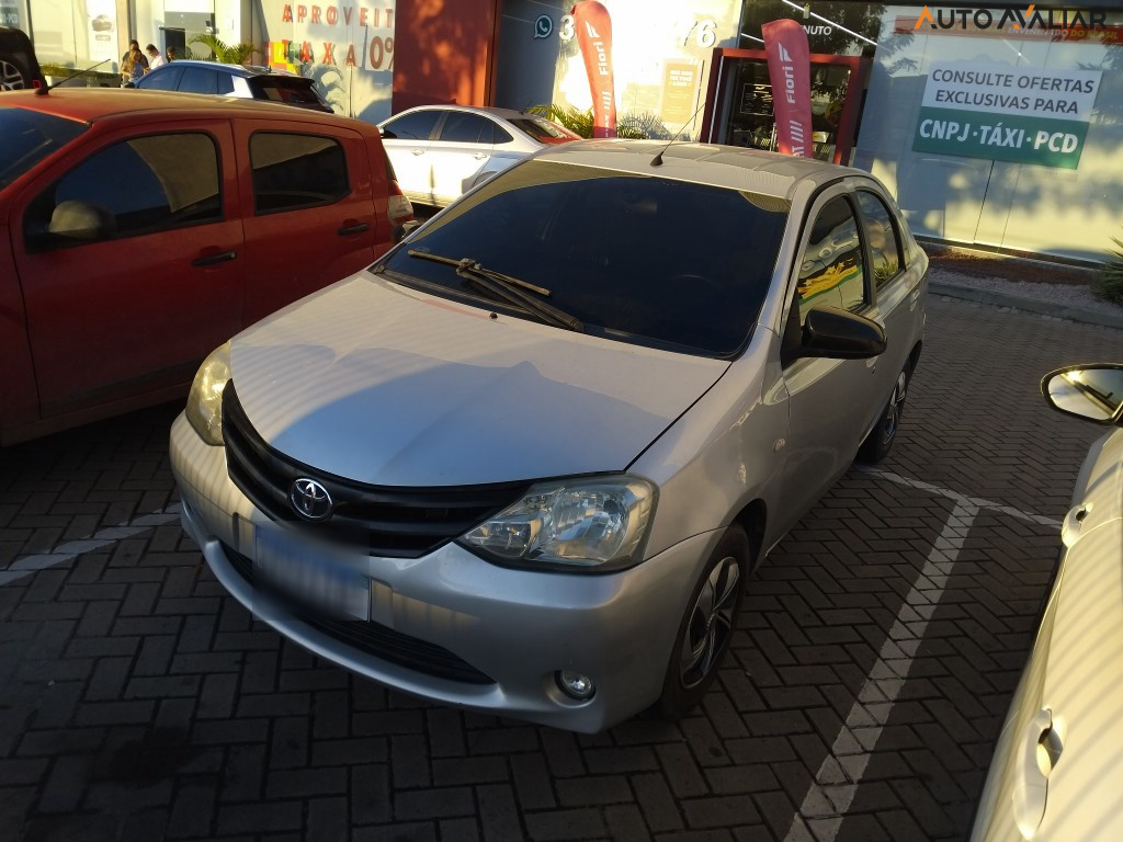 TOYOTA ETIOS 1.5 X SEDAN 16V FLEX 4P MANUAL
