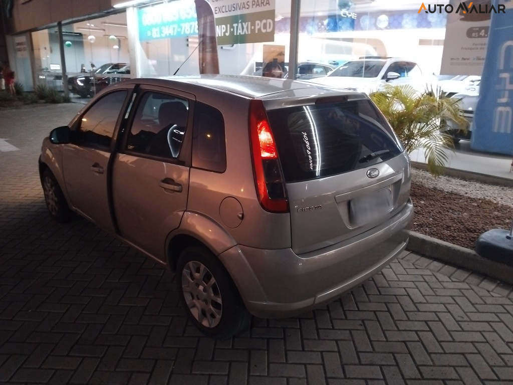 FORD FIESTA 1.0 MPI HATCH 8V FLEX 4P MANUAL