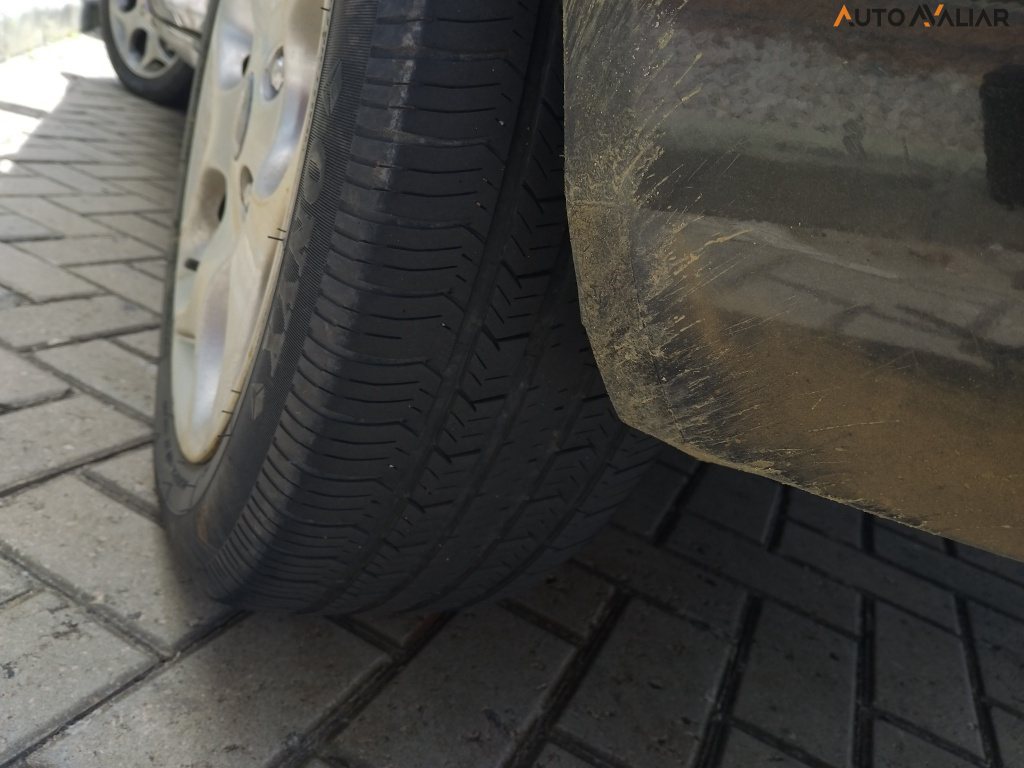 FORD FIESTA 1.6 SE HATCH 16V FLEX 4P MANUAL