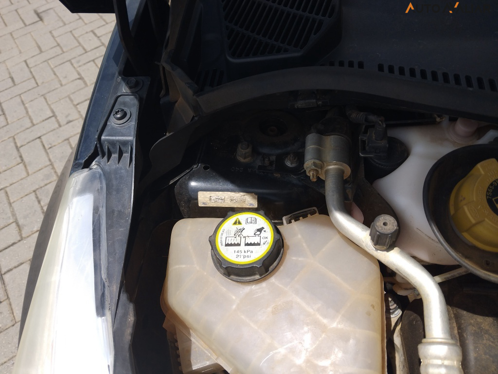 FORD FIESTA 1.6 SE HATCH 16V FLEX 4P MANUAL