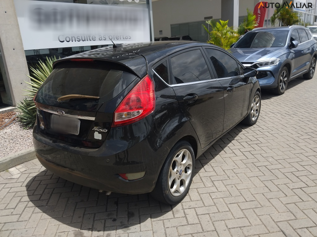 FORD FIESTA 1.6 SE HATCH 16V FLEX 4P MANUAL