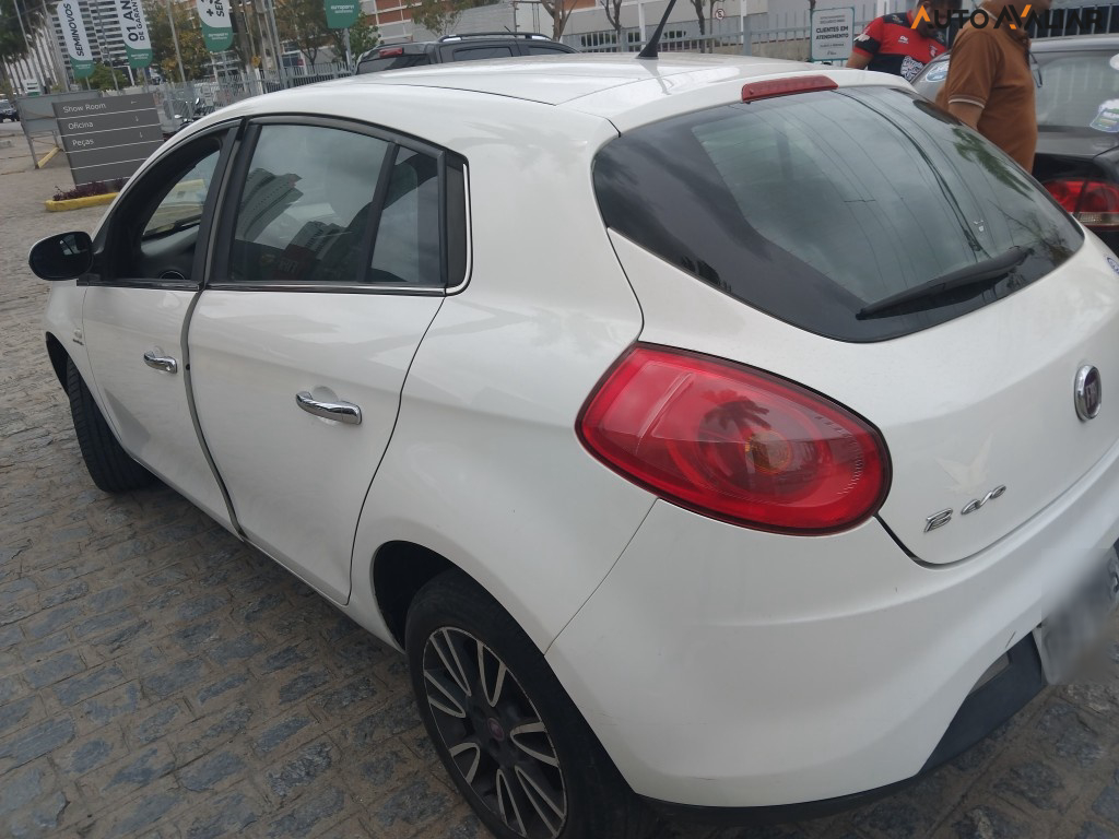 FIAT BRAVO 1.8 ESSENCE 16V FLEX 4P AUTOMATIZADO